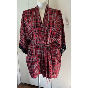 Torrid Curve Womens Plus Size Satin Robe Pockets Red Plaid Size 1 / 1X